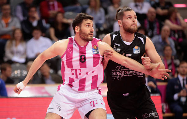 了浓墨重彩 了浓墨重彩